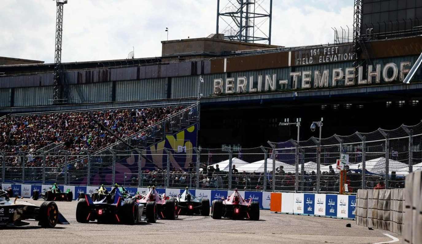 SUN MINIMEAL is title sponsor of the Formula E Berlin E-Prix